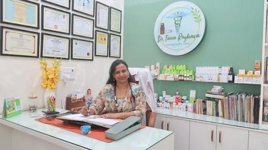 Best homeopathic doctor in Ghaziabad: Dr. Tanu Raghava